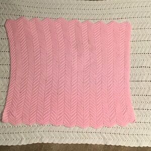 Pink Knitted Throw Blanket